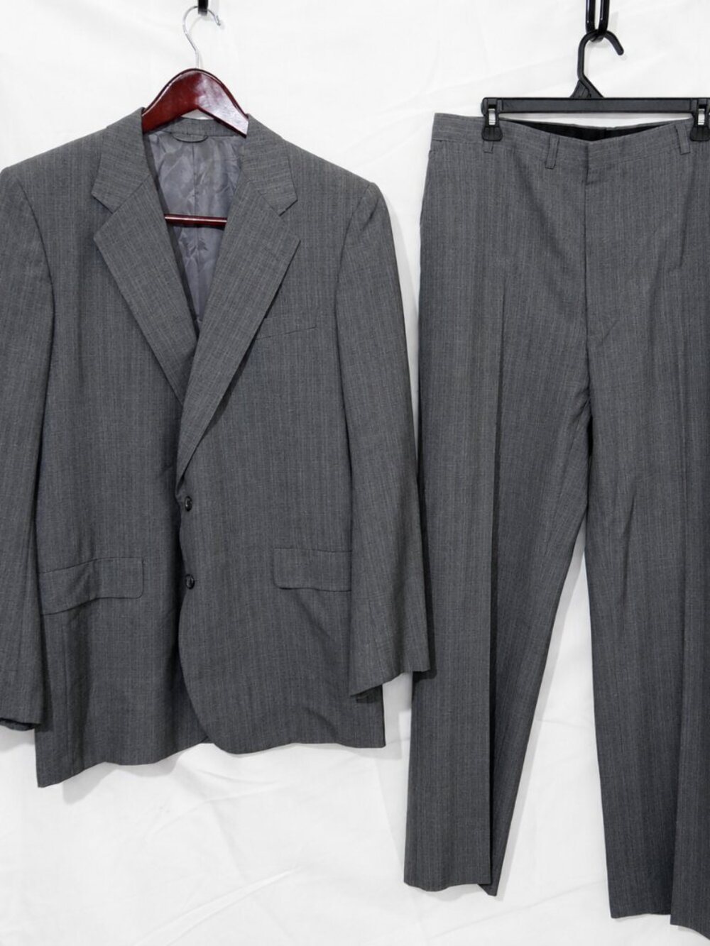 Vintage 80s Hickey Freeman Boardroom Suit 44L 36x32 Gray Pinstripe Wool USA